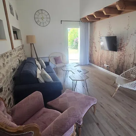 Nyaraló De Famille Avec Jacuzzi, Location Longue Ok